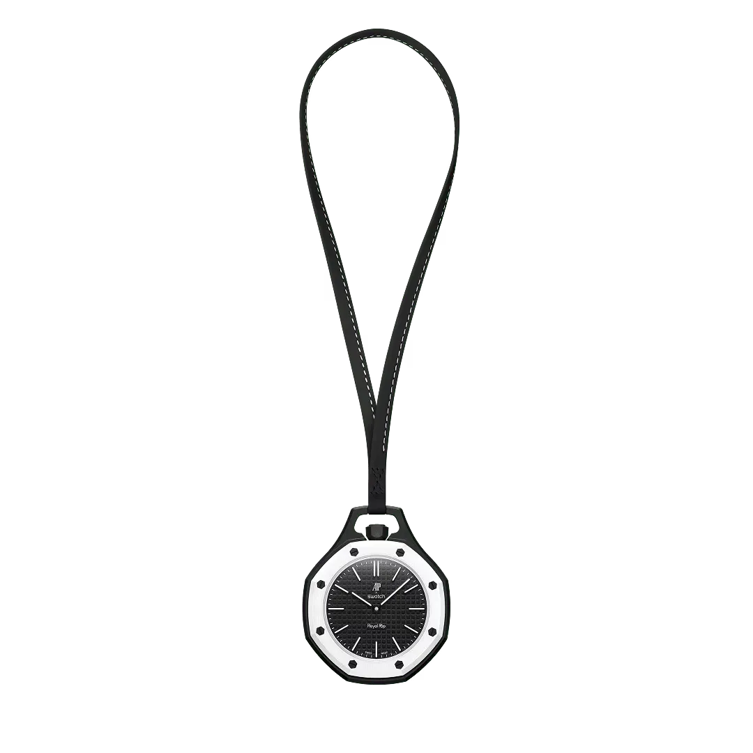 Watch Univers Ocho Negro — montre automatique cadran noir profond, vue 1